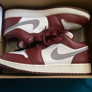 Jordan 1 low Burgundy and Gray Sneakers